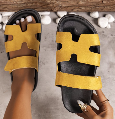 Modern Flat Sandals for Women - Casual Slip-On Shoes