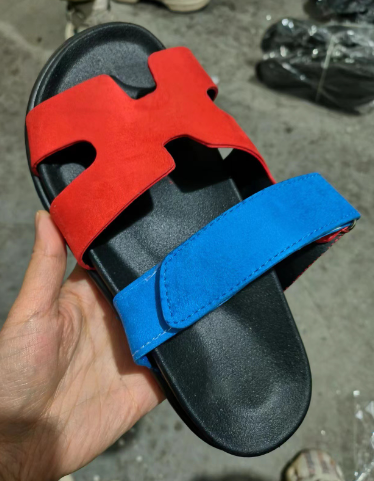 Modern Flat Sandals for Women - Casual Slip-On Shoes